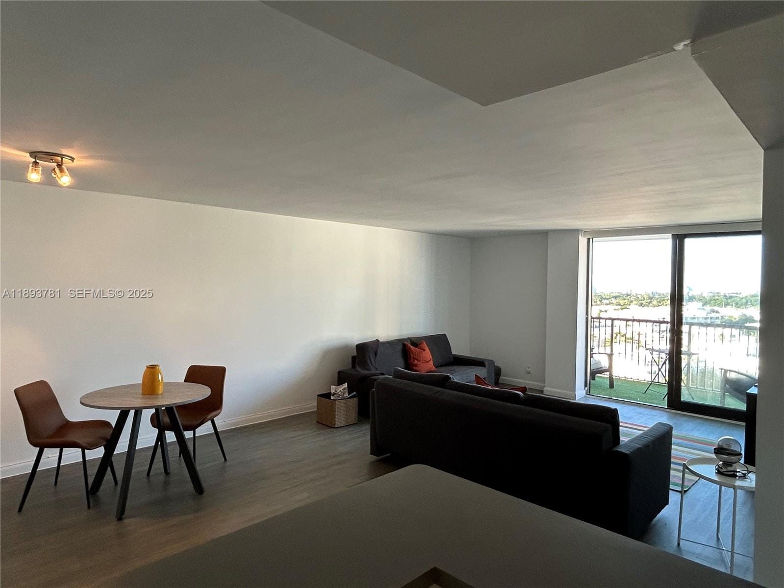 1800 Collins Avenue 15B, Miami Beach, FL 33139 photo 10