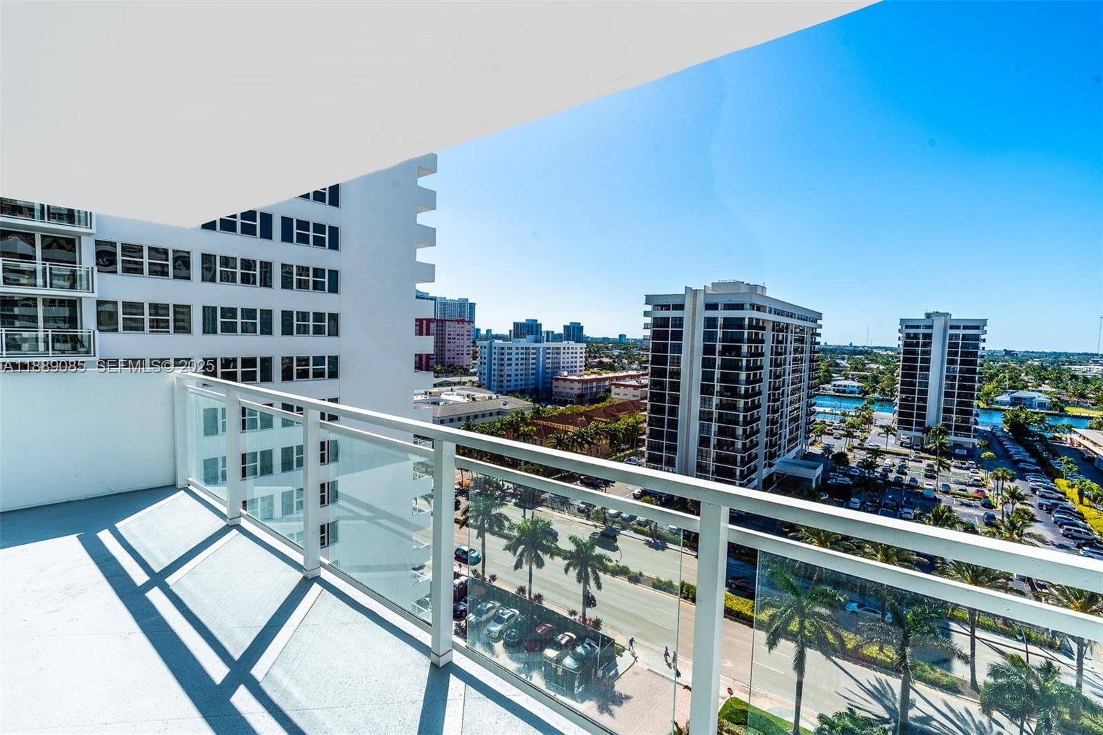 2030 S Ocean Drive 1127 — photo 2