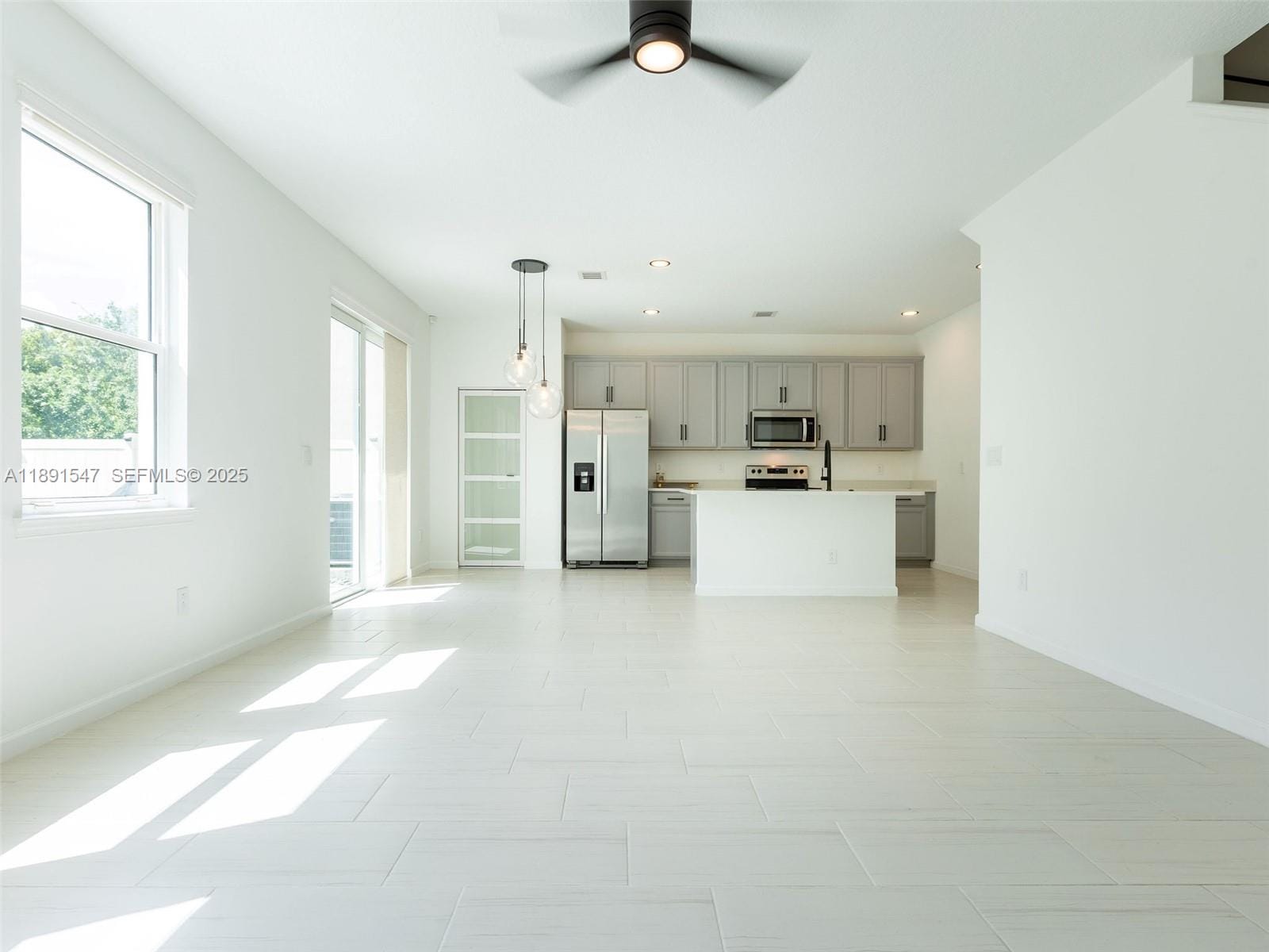 1837 Lake Cove Drive, Lake Worth, FL 33460 photo 13