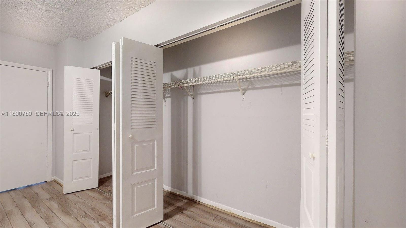 4850 SW 63rd Terrace 131 — photo 7