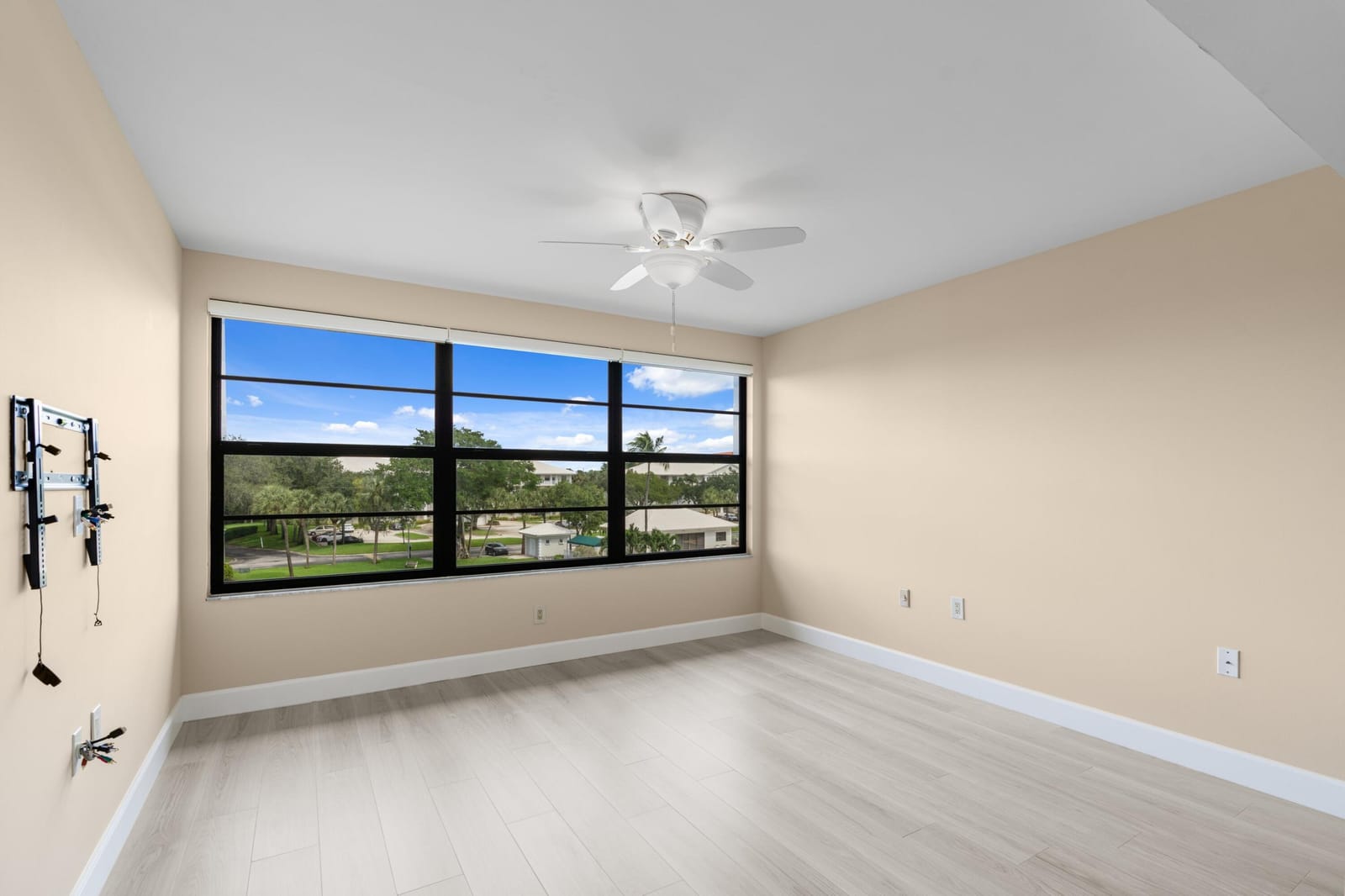 6025 Balboa Circle 406, Boca Raton, FL 33433 photo 8
