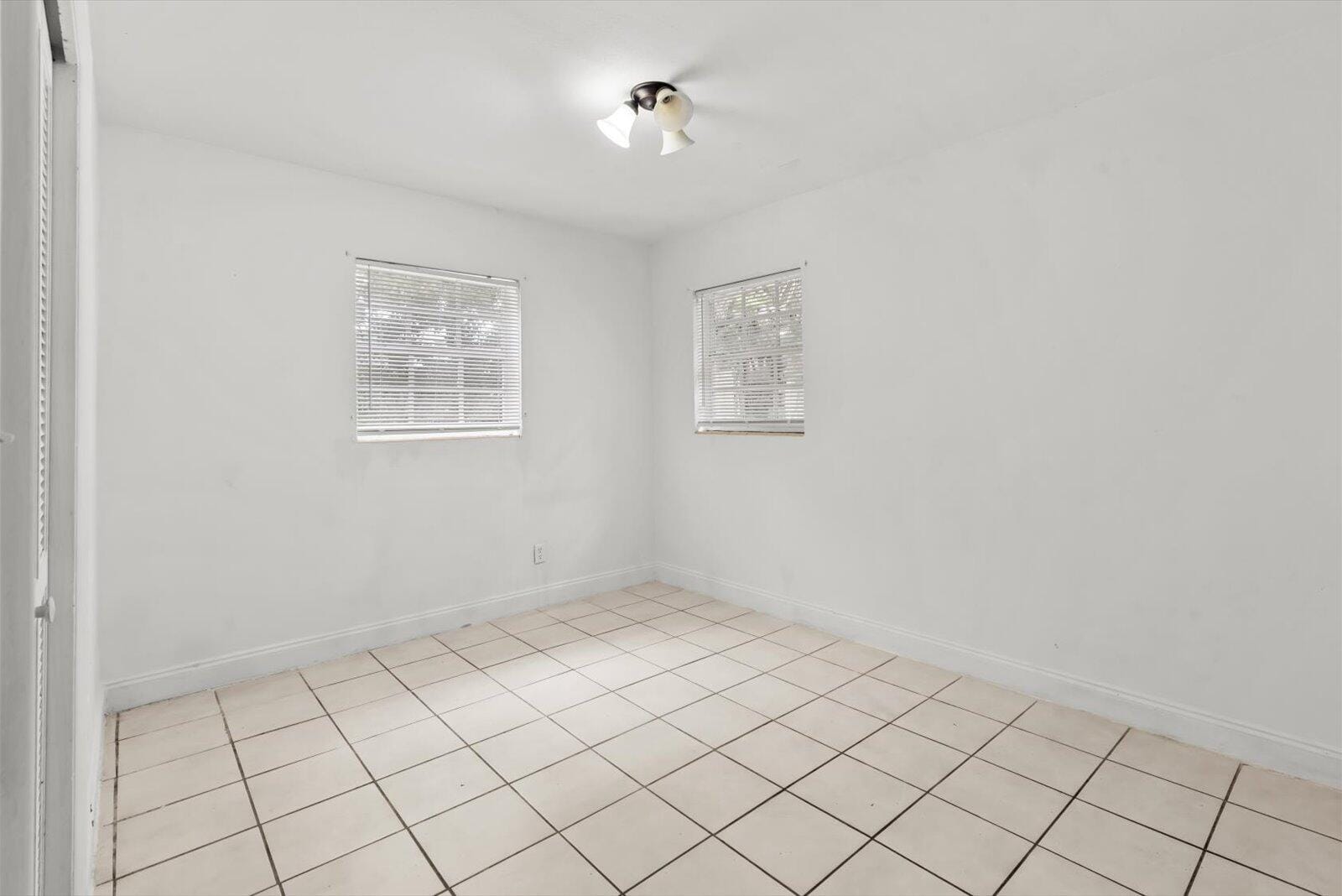 320 7th Road SW, Vero Beach, FL 32962 photo 13