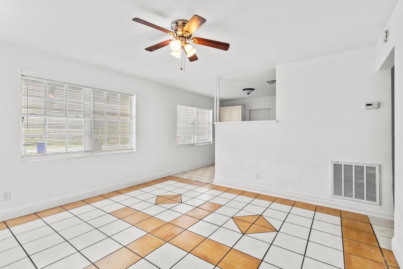320 7th Road SW — photo 7