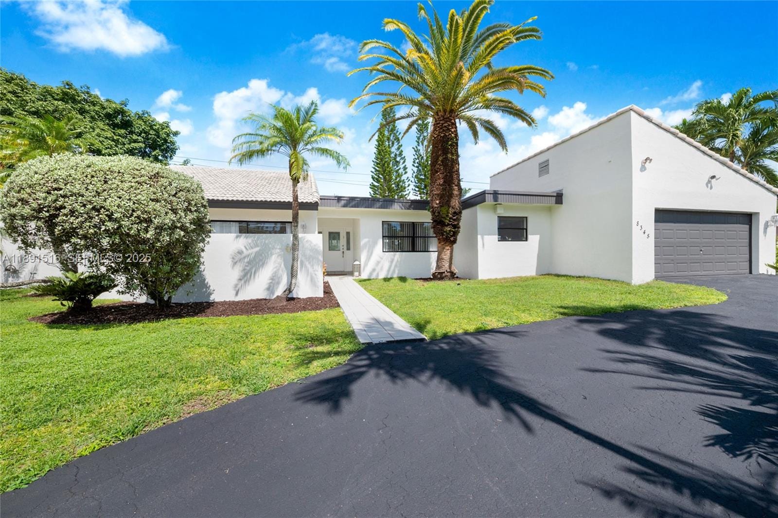 8345 SW 168th Terrace — photo 3