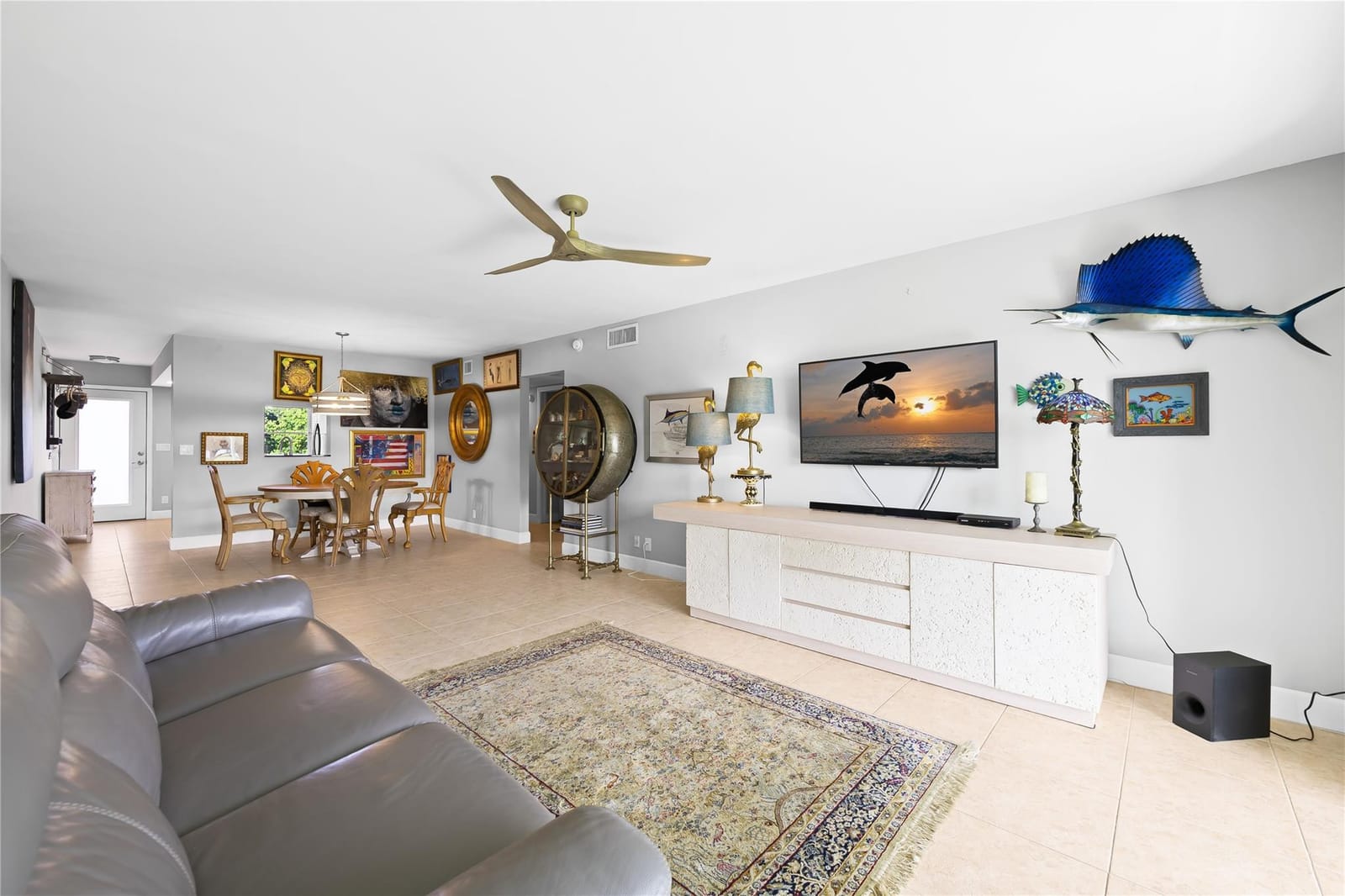 2802 S Victoria Way J3 — photo 3