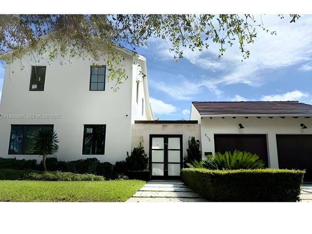 638 Escobar Avenue, Coral Gables, FL 33134