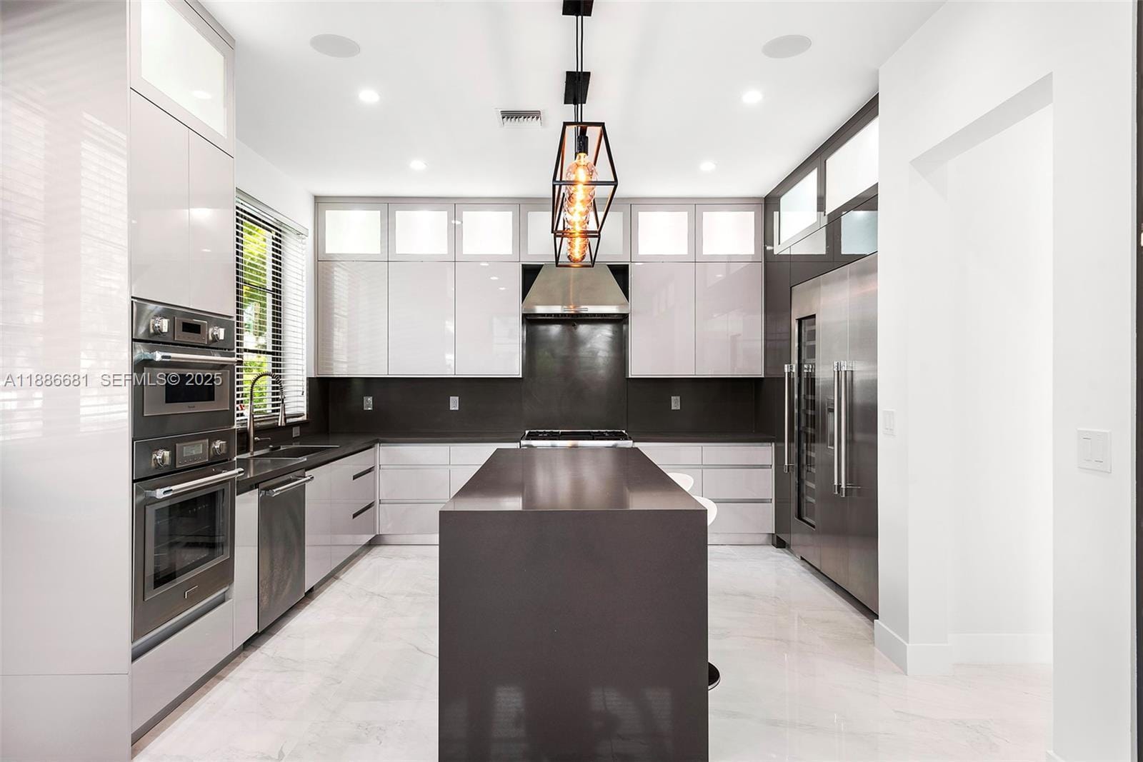 638 Escobar Avenue — photo 11