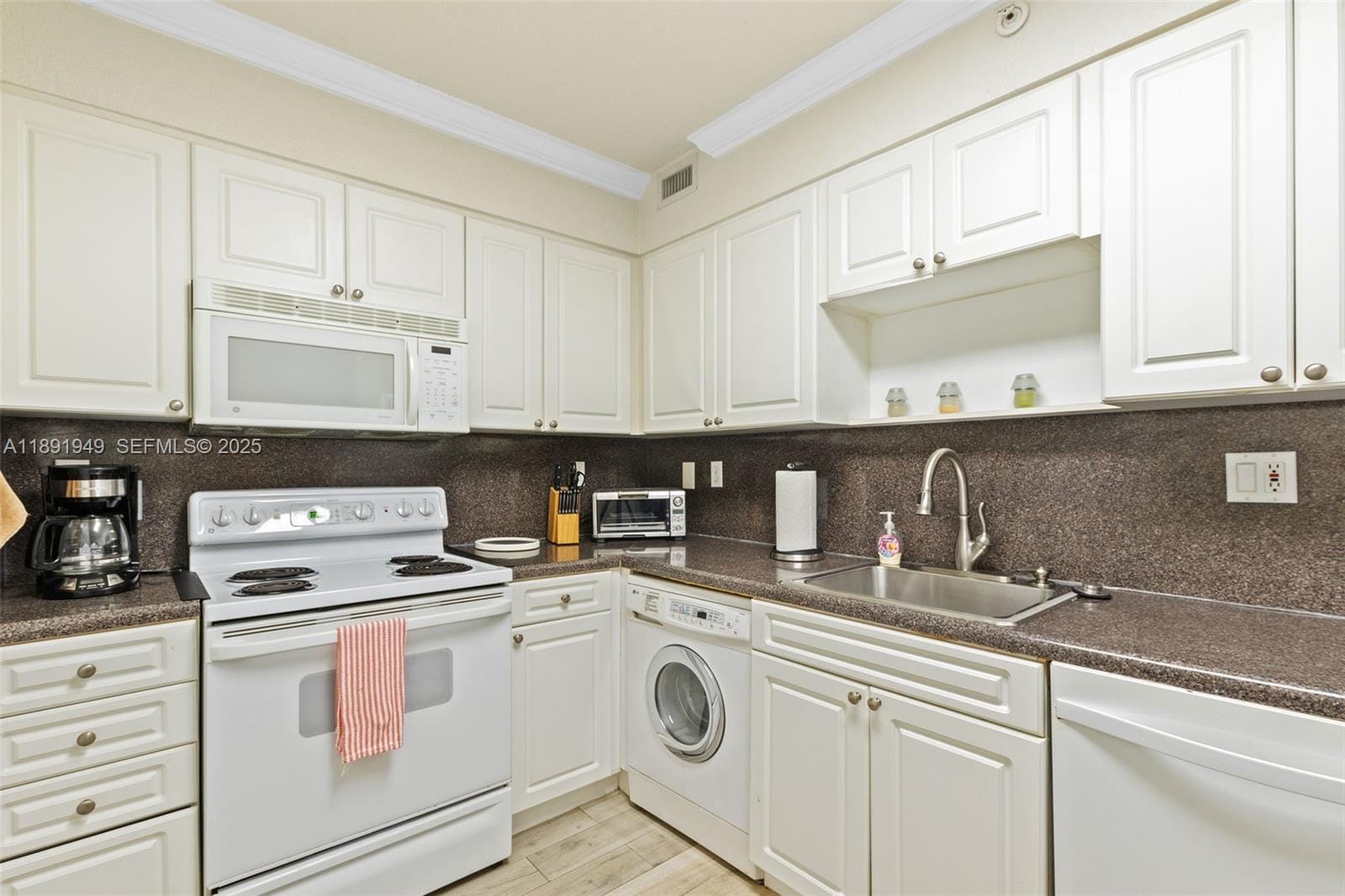 2501 S Ocean Drive 1117, Hollywood, FL 33019 photo 12