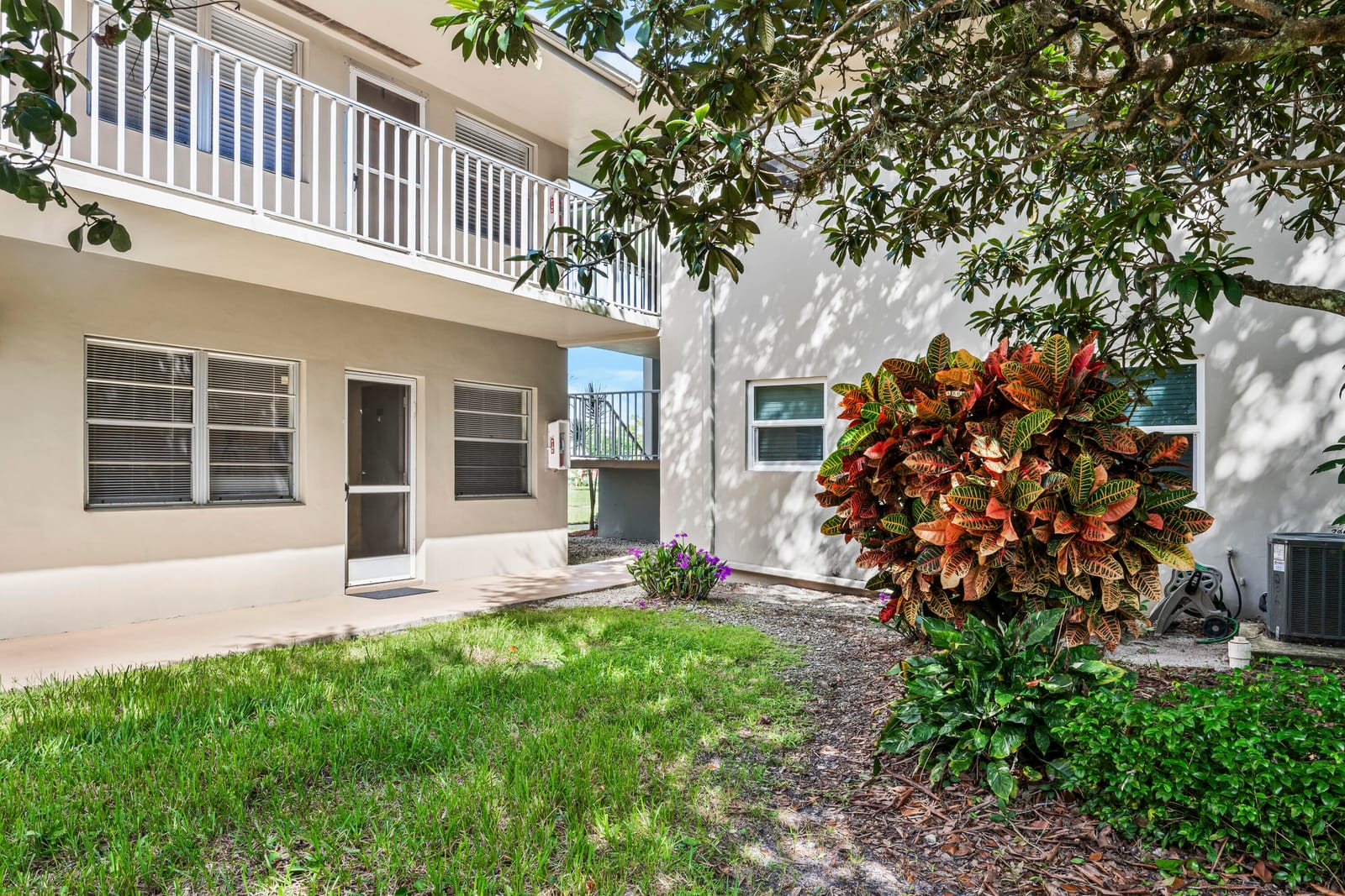 13 Lake Vista Trail 105, Port St. Lucie, FL 34952