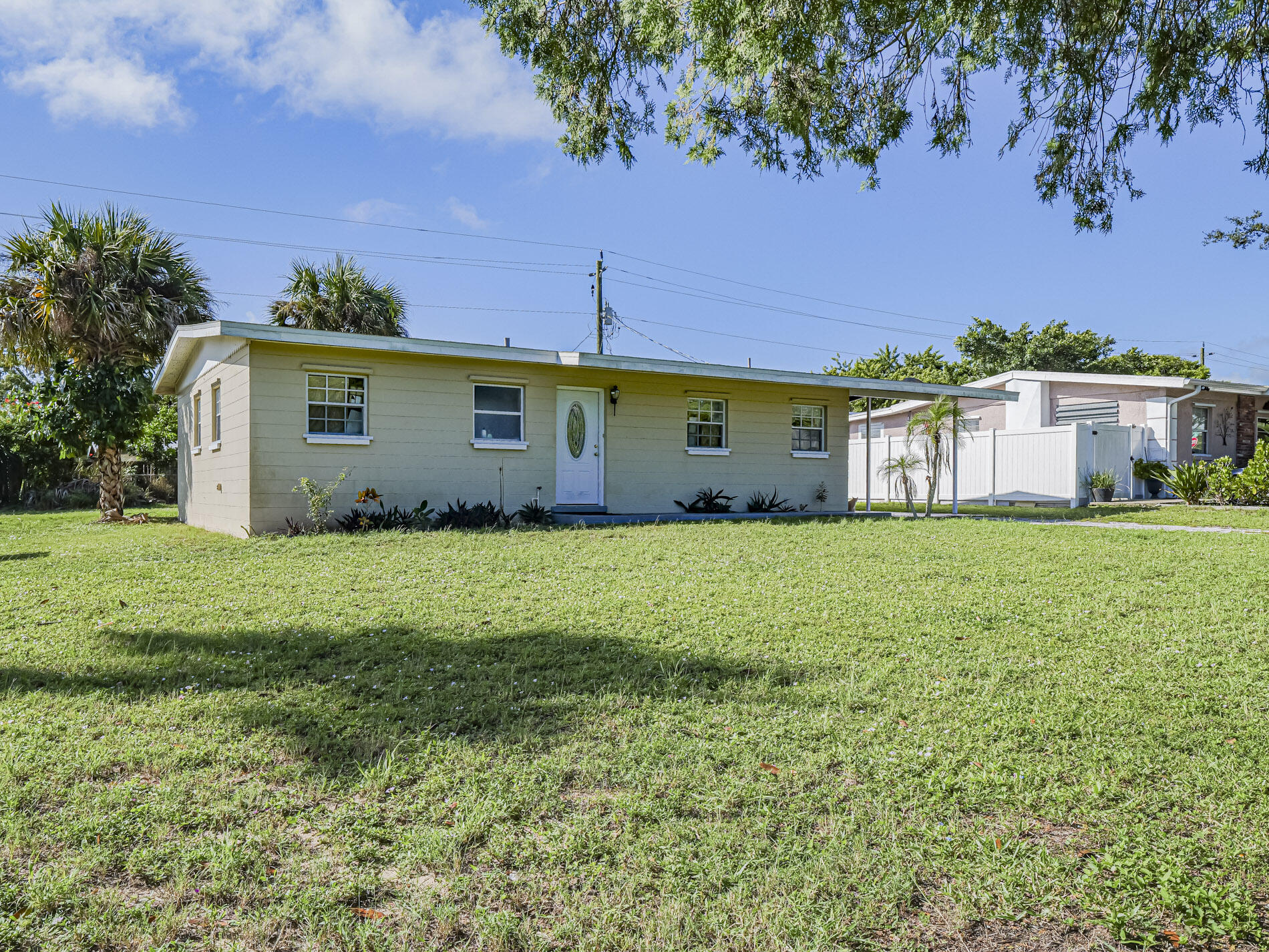 563 4th Place SW, Vero Beach, FL 32962, Vero Beach