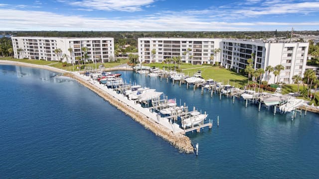 1648 Jupiter Cove Drive 209, sold in Jupiter Cove Condo, Jupiter, FL