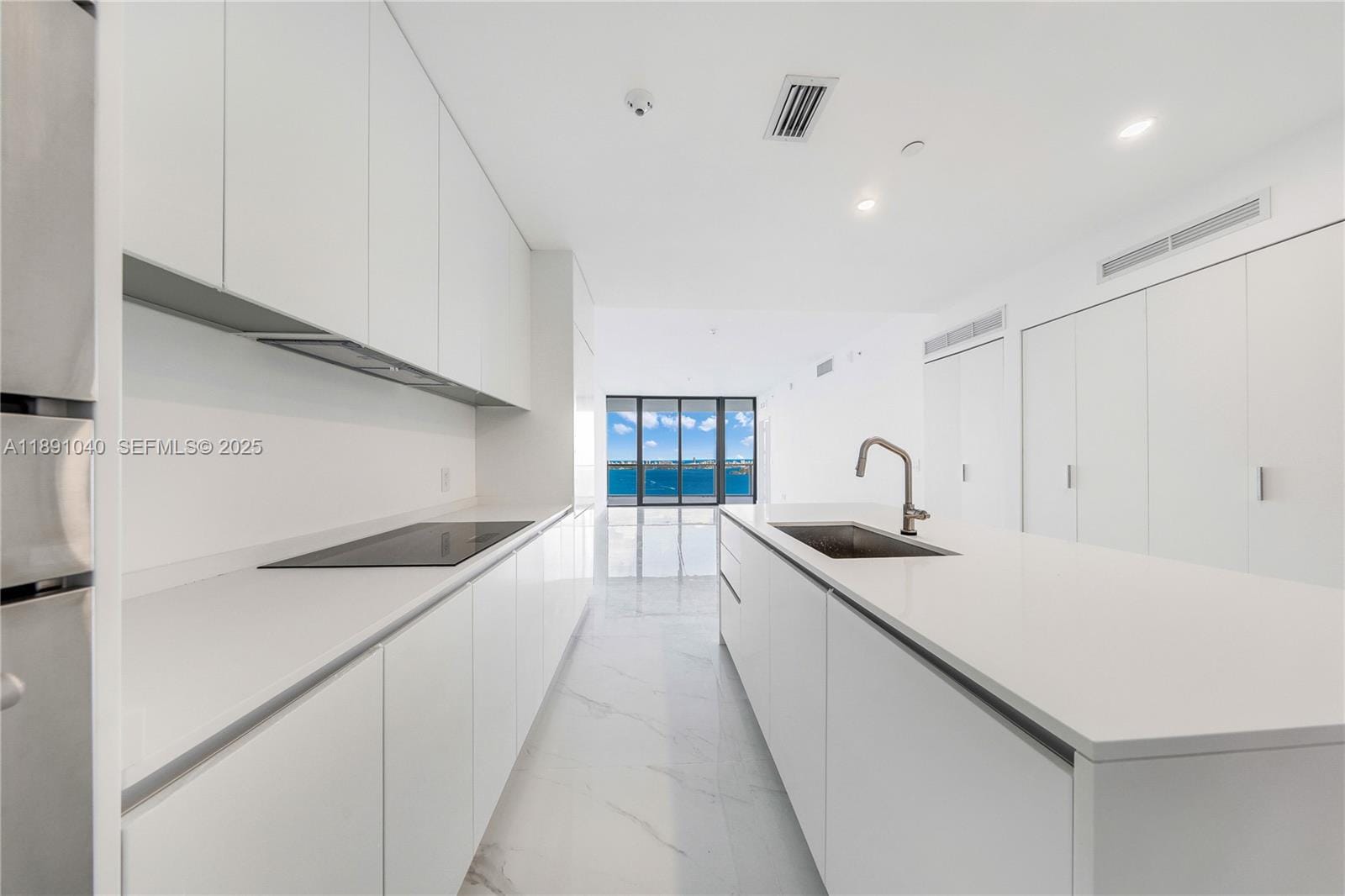 700 NE 24 Street 3402 — photo 10