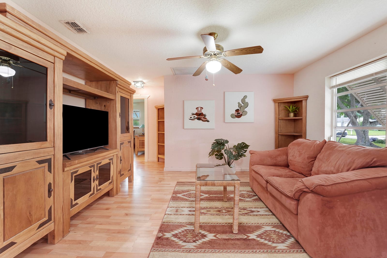 1082 Pineway Drive, Haverhill, FL 33417 photo 6