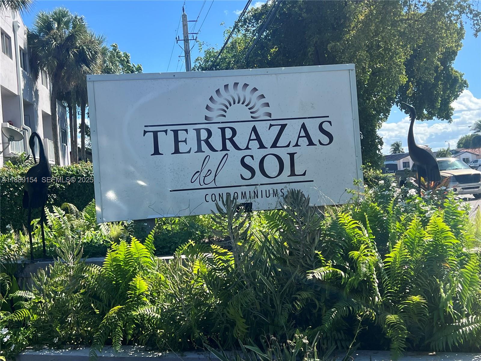 2750 W 76th Street 203, Hialeah, FL 33016, Hialeah