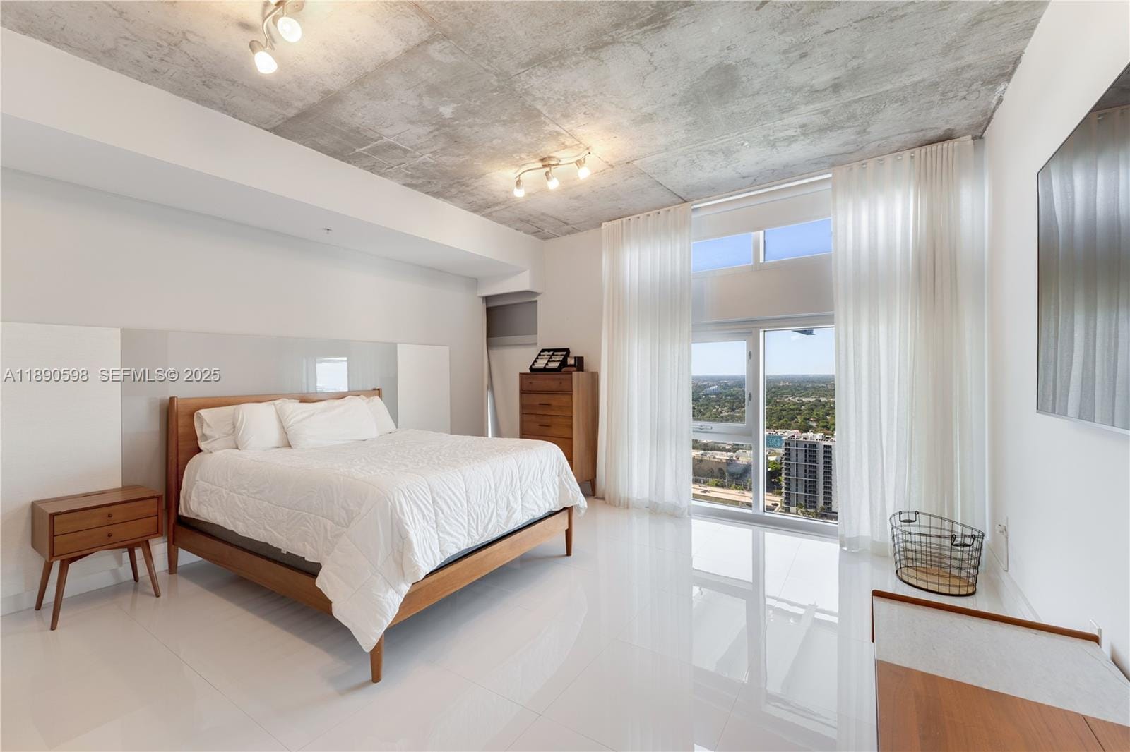 3301 NE 1st Avenue PH7, Miami, FL 33137 photo 18