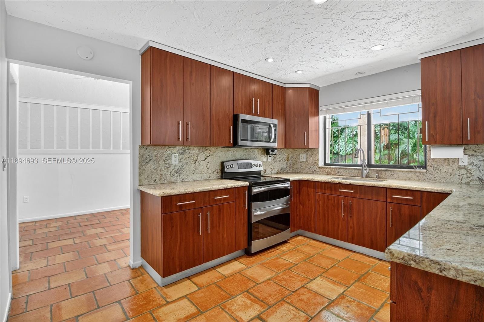 13830 SW 108th Street, Miami, FL 33186 photo 13