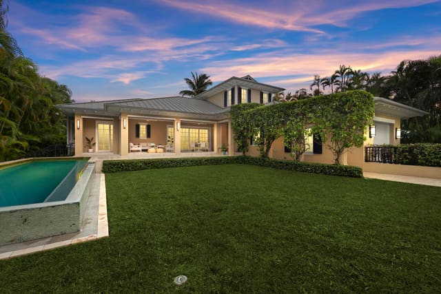 8 Osprey Drive, Ocean Ridge, FL 33435