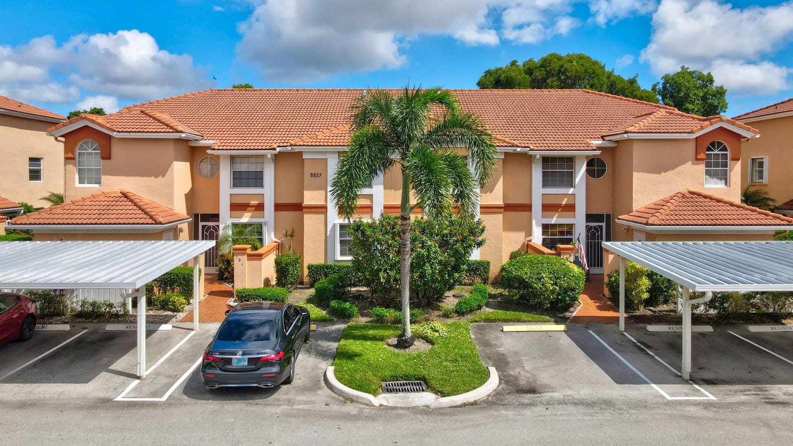 9927 Seacrest Circle 202, Boynton Beach, FL 33437 photo 2