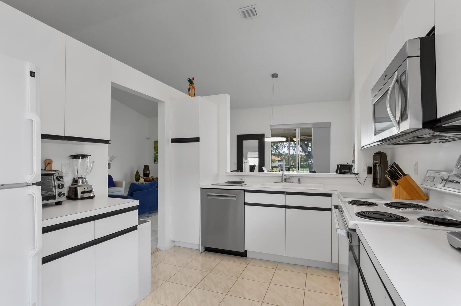 9927 Seacrest Circle 202, Boynton Beach, FL 33437 photo 27