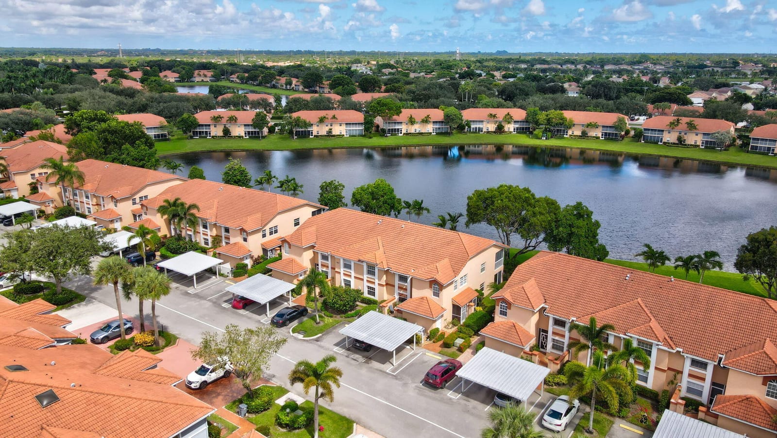 9927 Seacrest Circle 202, Boynton Beach, FL 33437 photo 4
