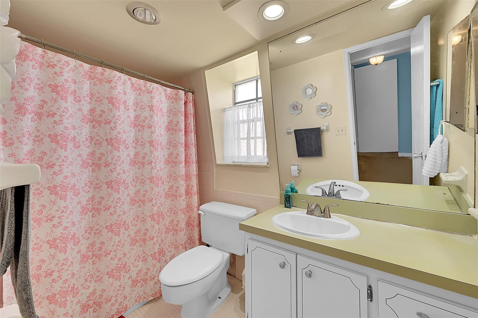 3475 Broken Woods Drive 401, Coral Springs, FL 33065 photo 24