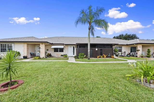 5842 Moss Court 9, Fort Pierce, FL 34982
