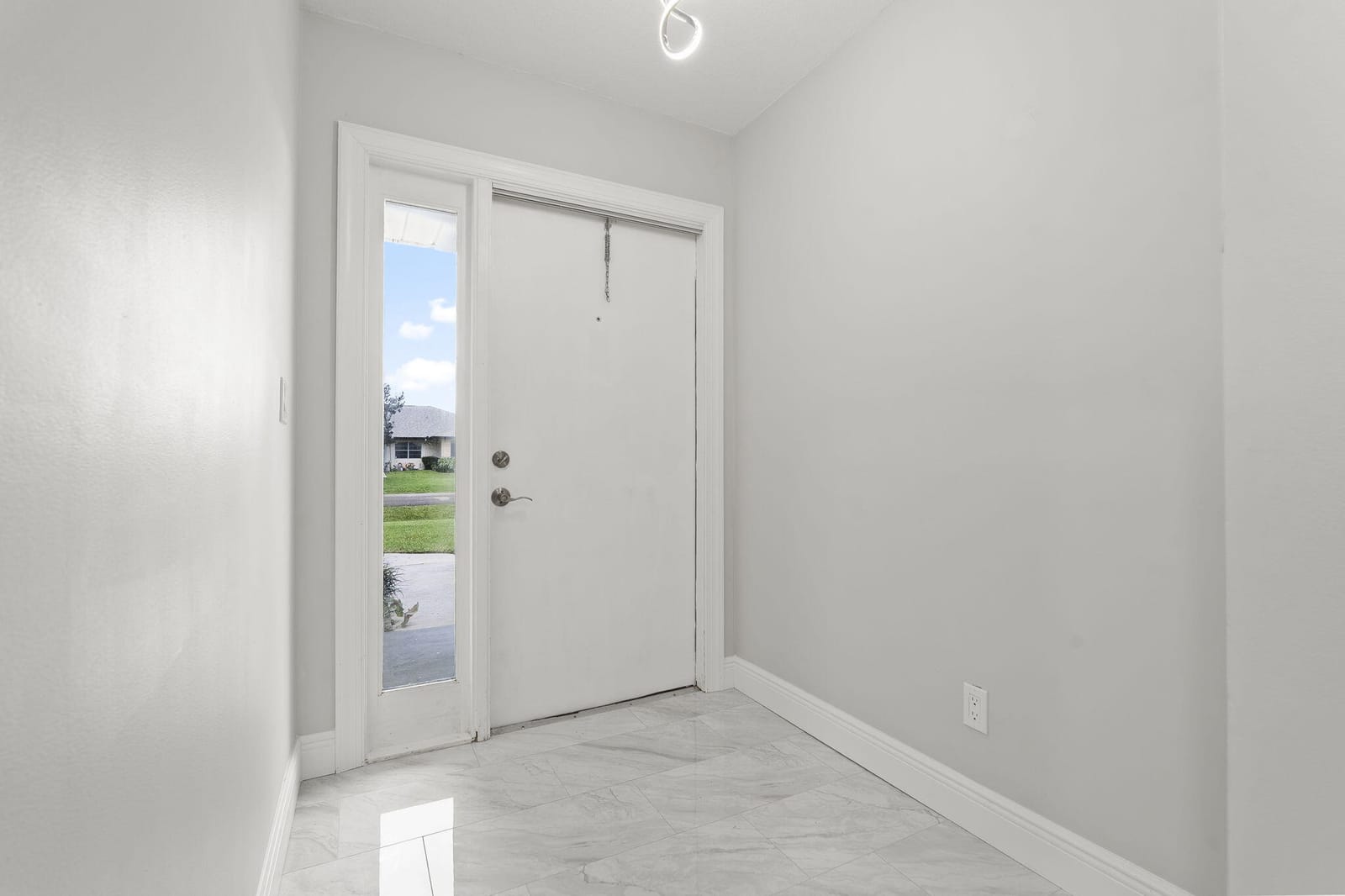 5842 Moss Court 9, Fort Pierce, FL 34982 photo 2