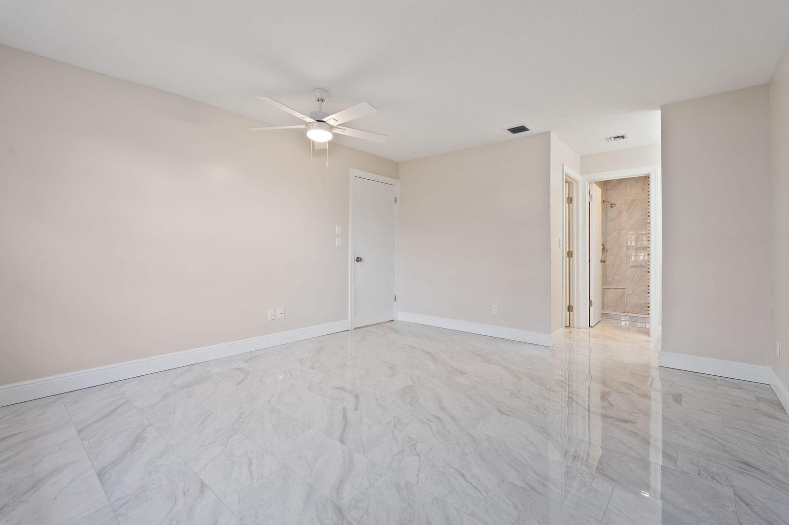 5842 Moss Court 9, Fort Pierce, FL 34982 photo 12