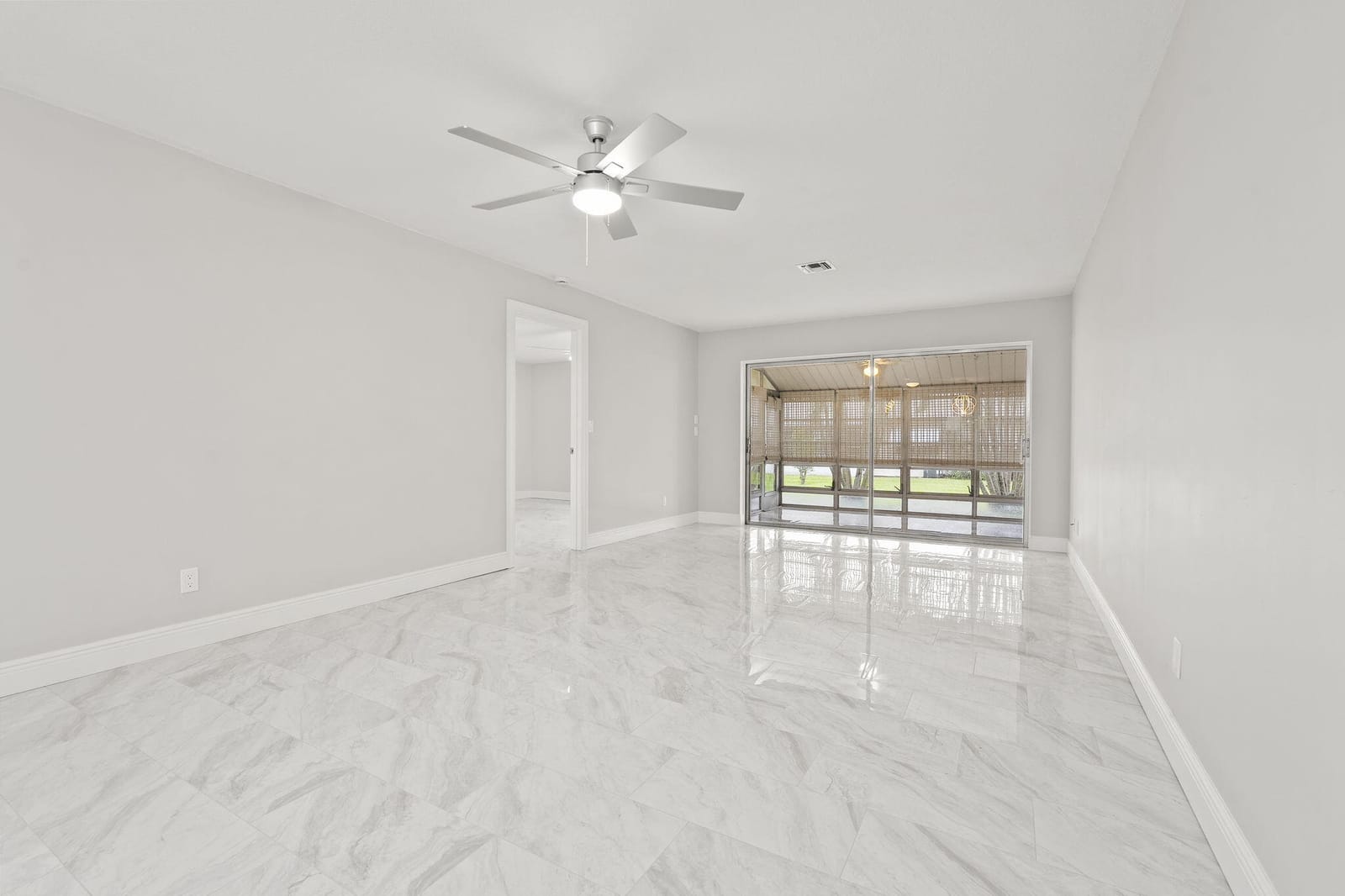 5842 Moss Court 9, Fort Pierce, FL 34982 photo 10