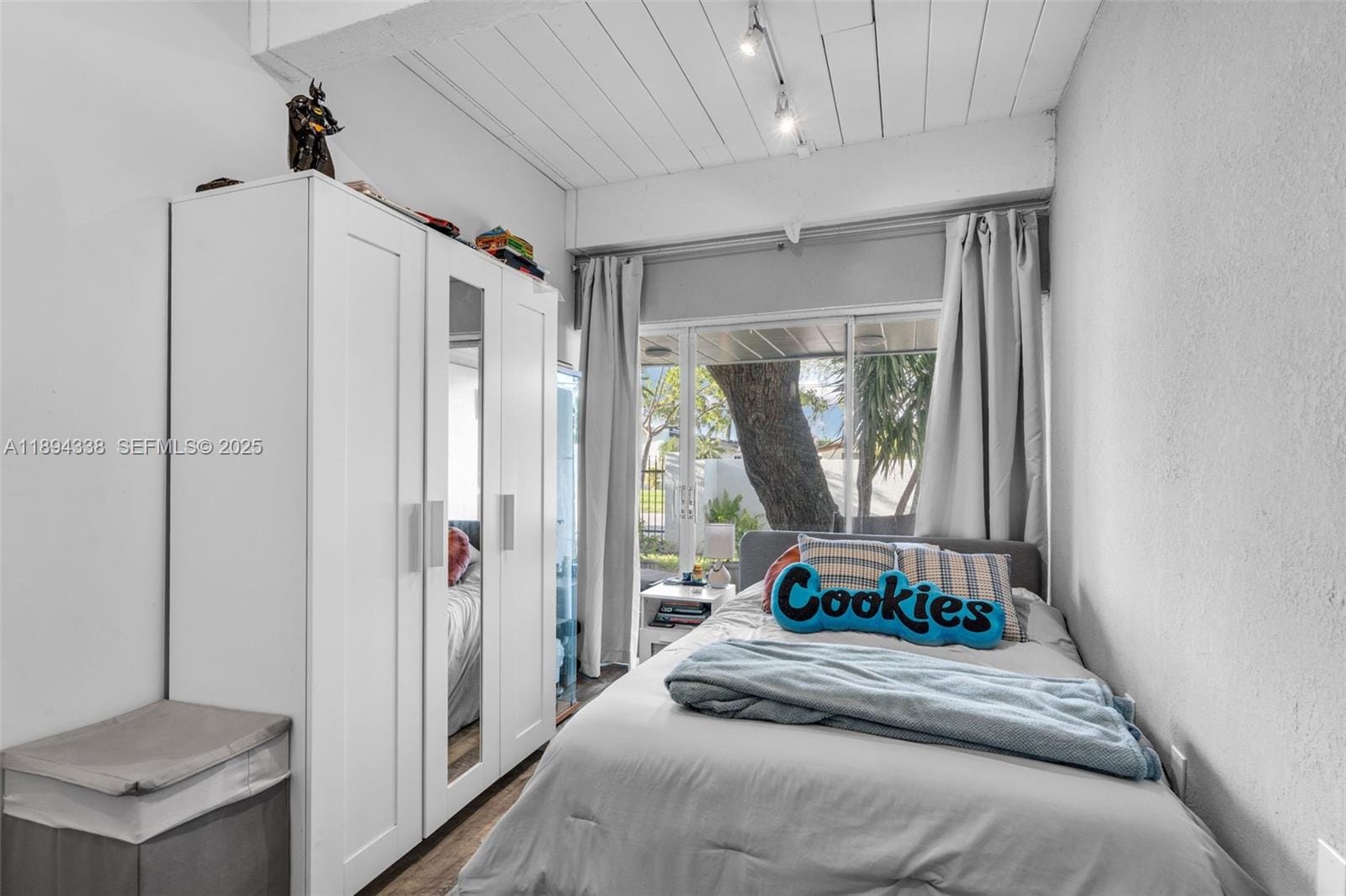 19440 NE 26th Avenue 54B — photo 12