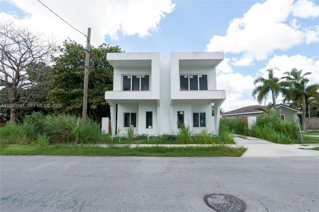10290 SW 174th Terrace, sold in Dixie Heights Garden, Miami, FL
