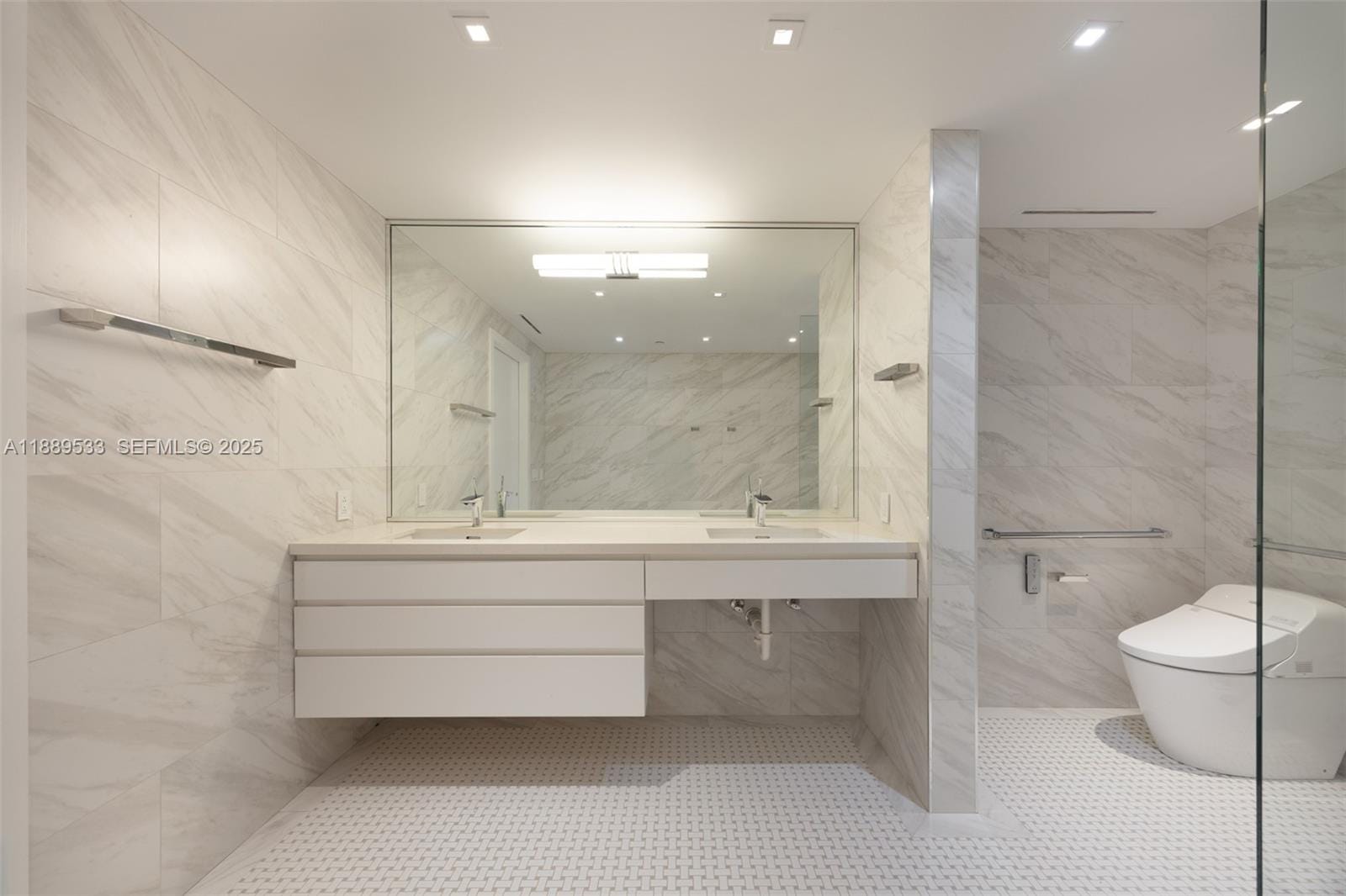 1000 S Pointe Drive 703, Miami Beach, FL 33139 photo 26