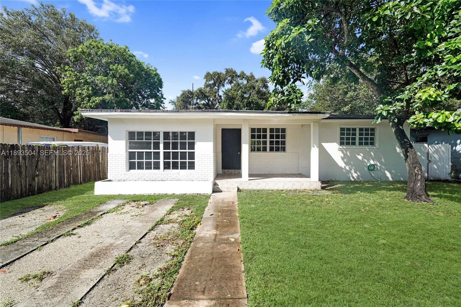 535 NE 162nd Street, Miami, FL 33162