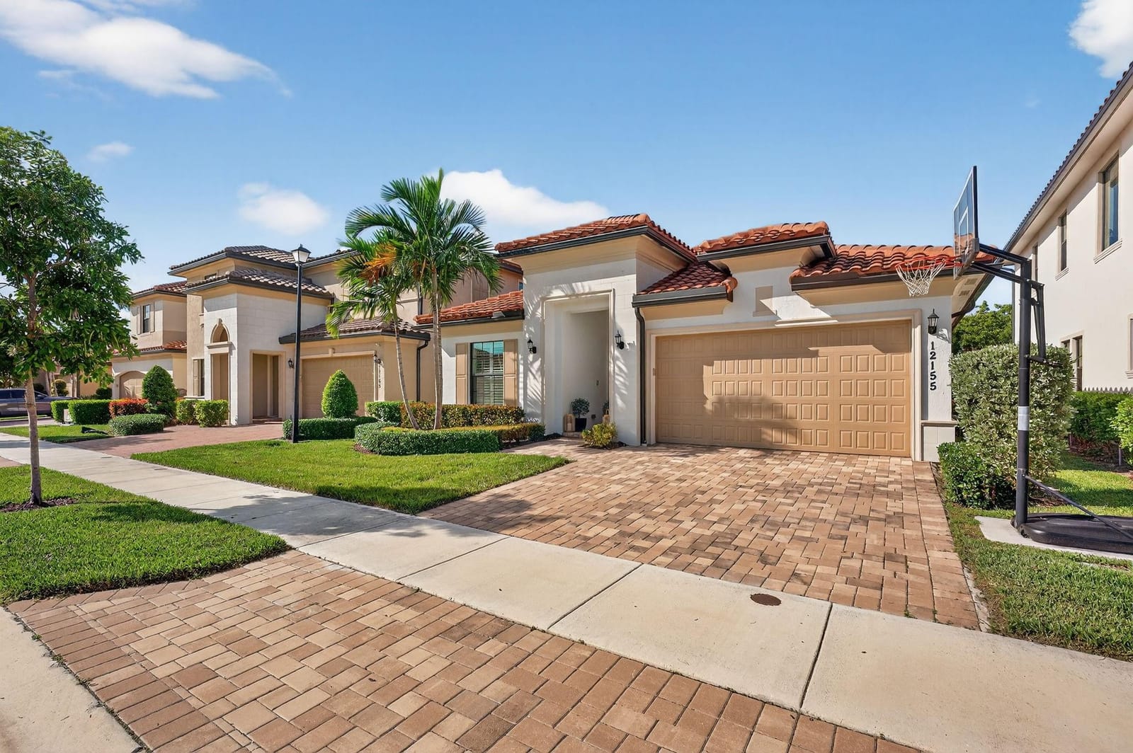 12155 N Baypoint Circle, Parkland, FL 33076