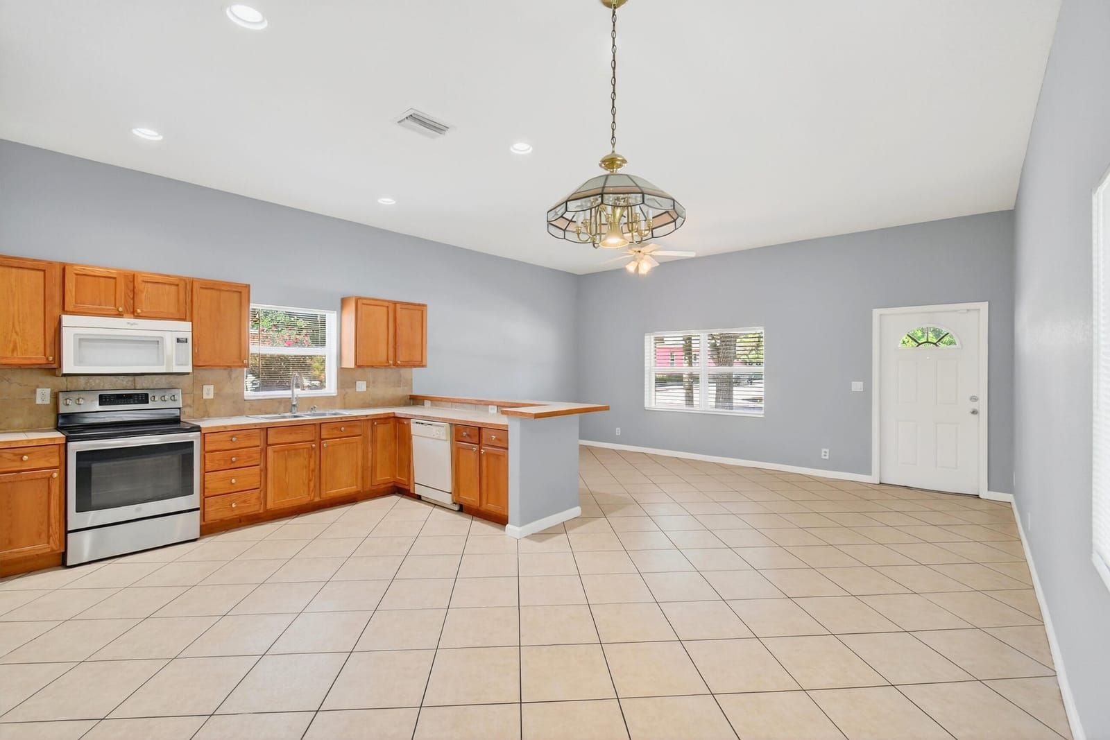 332 S E Street, Lake Worth Beach, FL 33460 photo 2