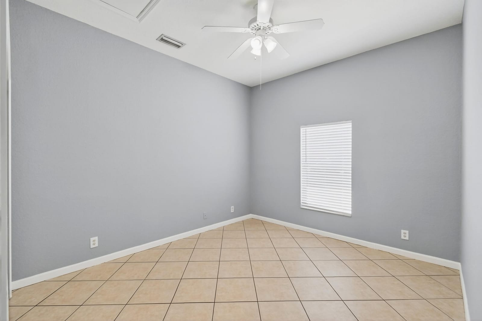 332 S E Street, Lake Worth Beach, FL 33460 photo 11