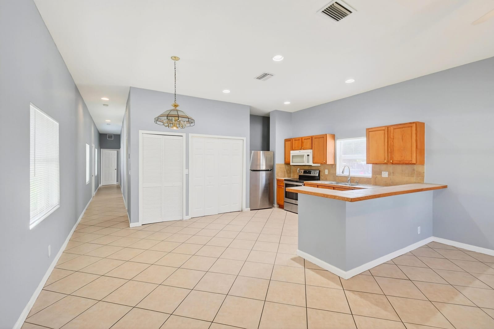 332 S E Street, Lake Worth Beach, FL 33460 photo 4