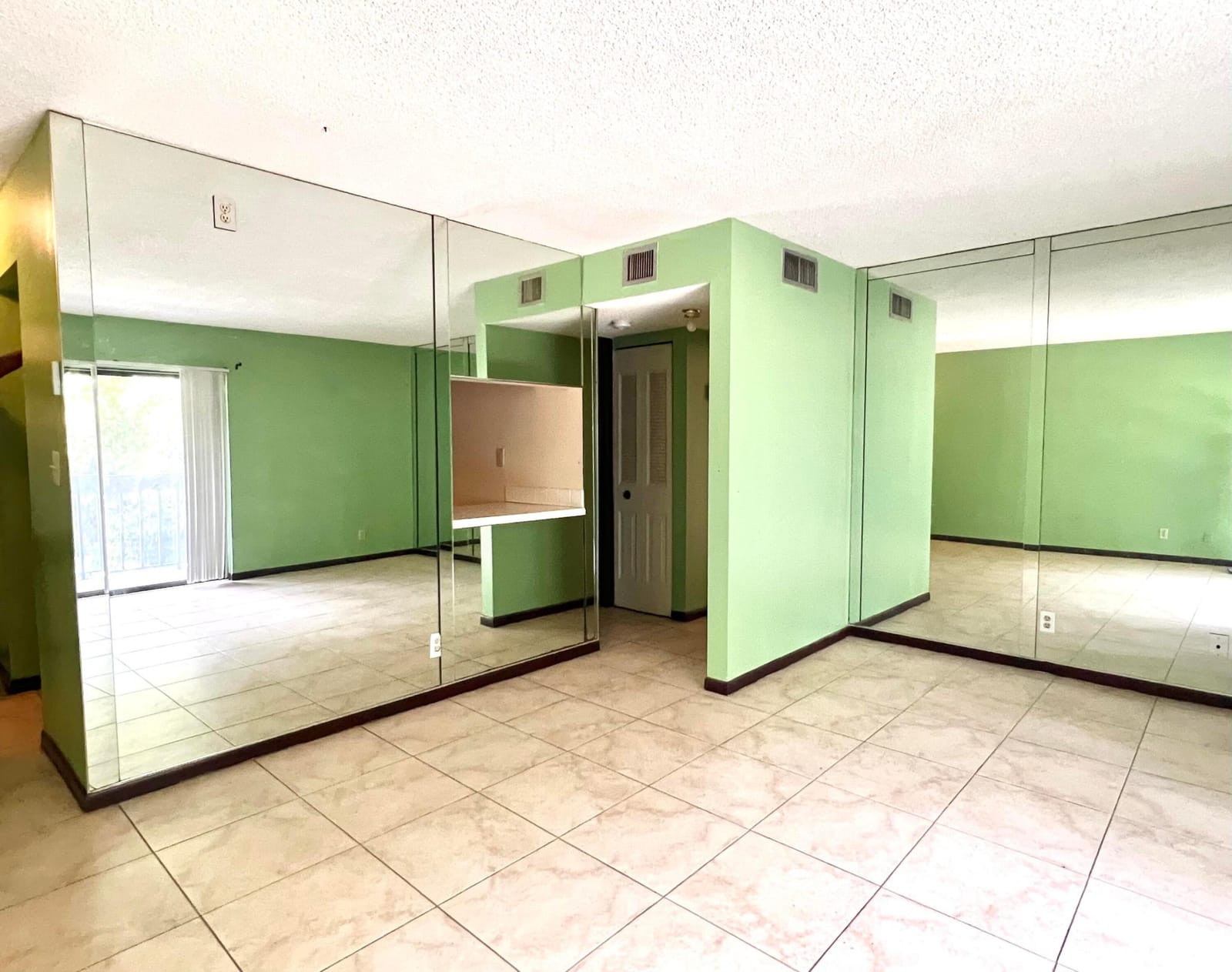 2000 N Congress Avenue 206 — photo 5
