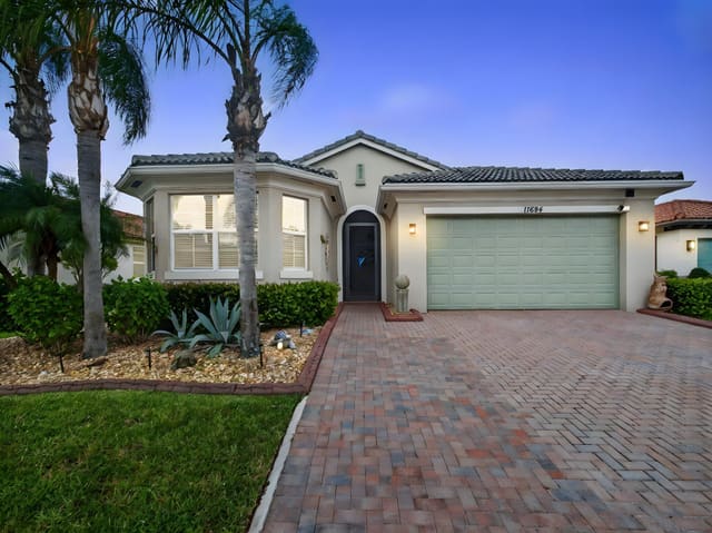 11894 SW Crestwood Circle, sold in Townpark At Tradition, Port St. Lucie, FL