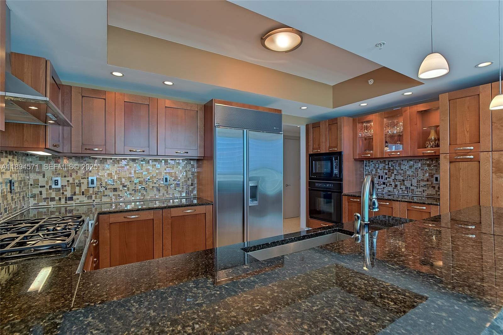 3535 S Ocean Drive 2102 — photo 9