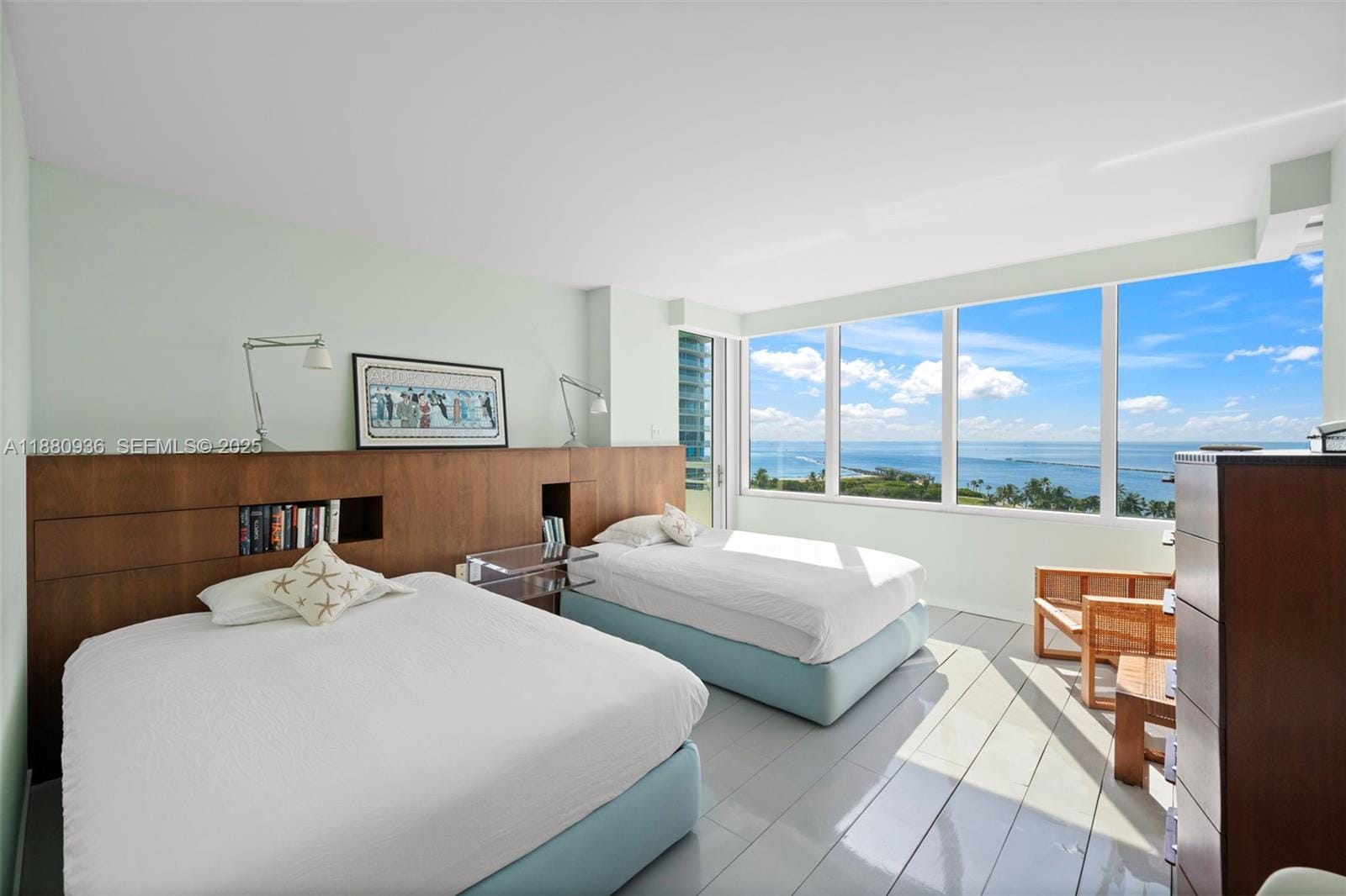 400 S Pointe Drive 1104, Miami Beach, FL 33139 photo 14