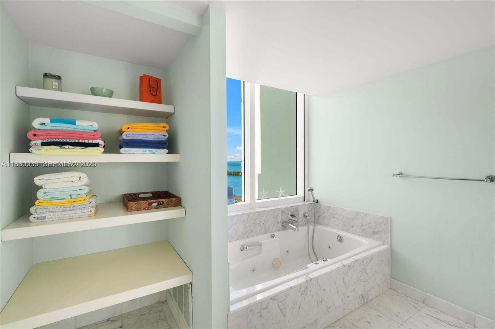 400 S Pointe Drive 1104, Miami Beach, FL 33139 photo 18