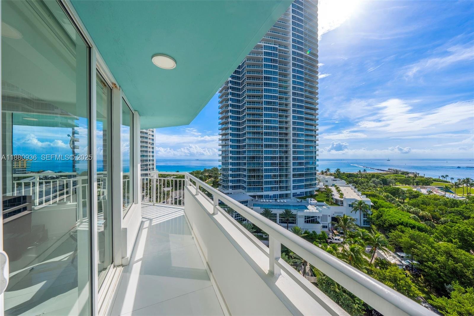 400 S Pointe Drive 1104, Miami Beach, FL 33139 photo 24