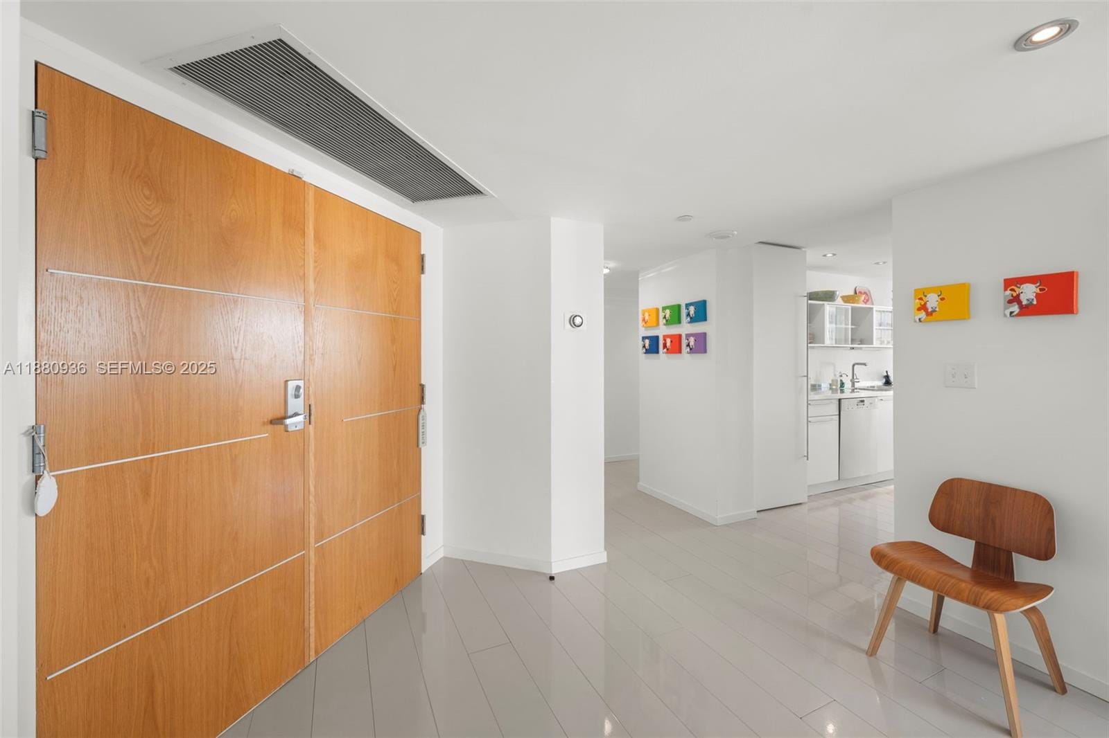 400 S Pointe Drive 1104, Miami Beach, FL 33139 photo 6