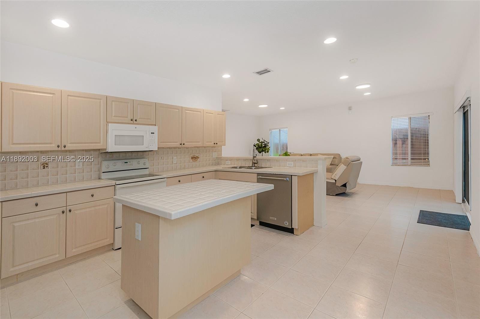 16132 SW 147th Lane, Miami, FL 33196 photo 17