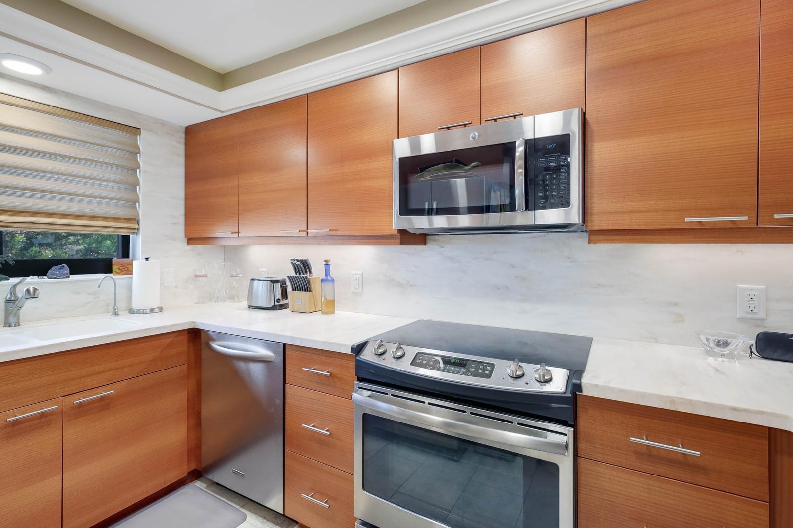420 Celestial Way 204, Juno Beach, FL 33408 photo 8