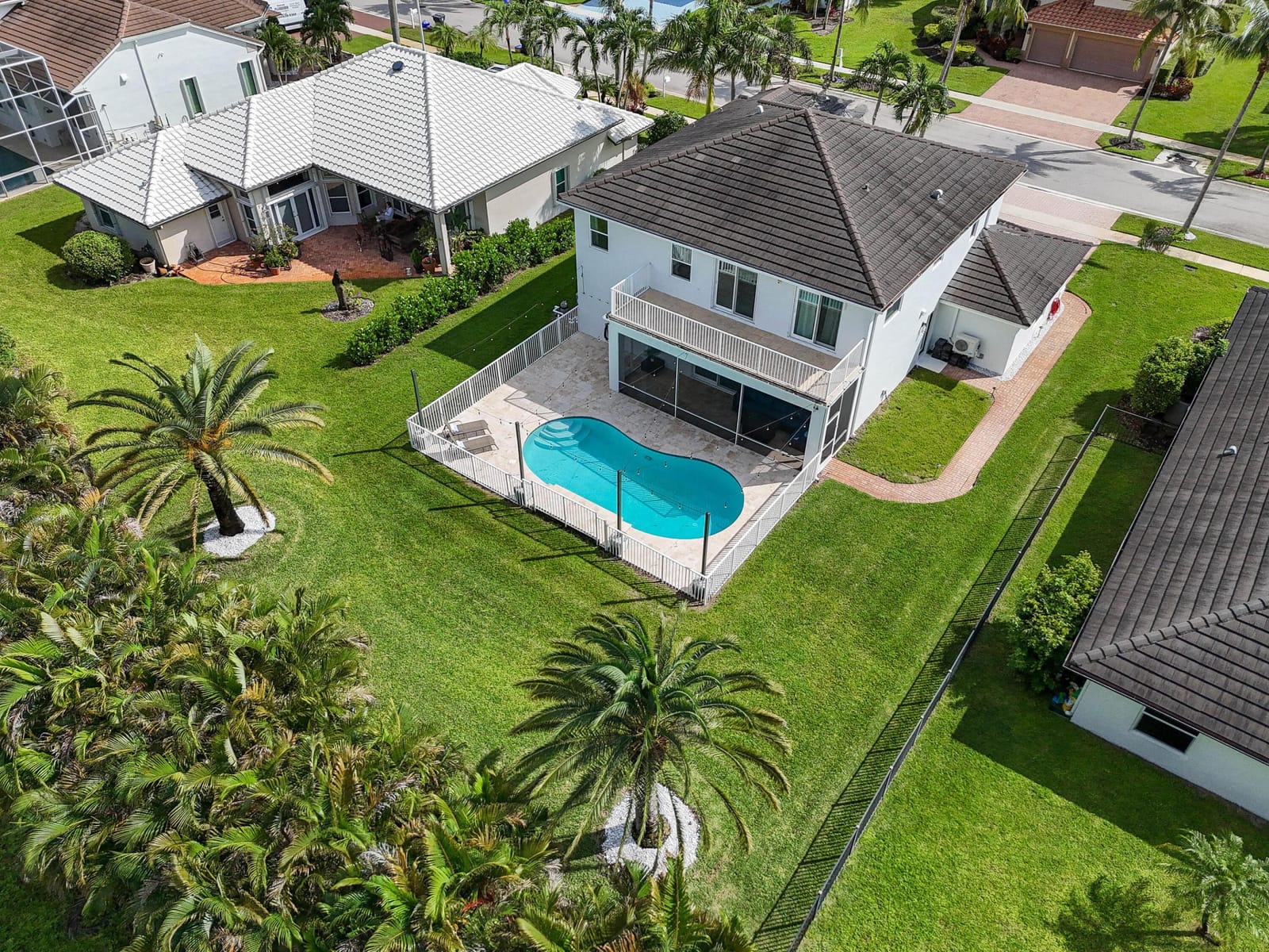 6561 Rock Creek Drive, Lake Worth, FL 33467 photo 2