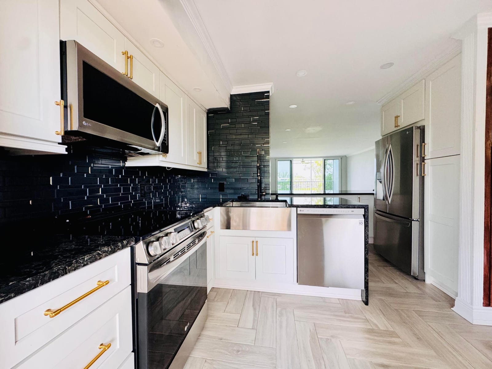 3001 S Course Drive 408 — photo 2
