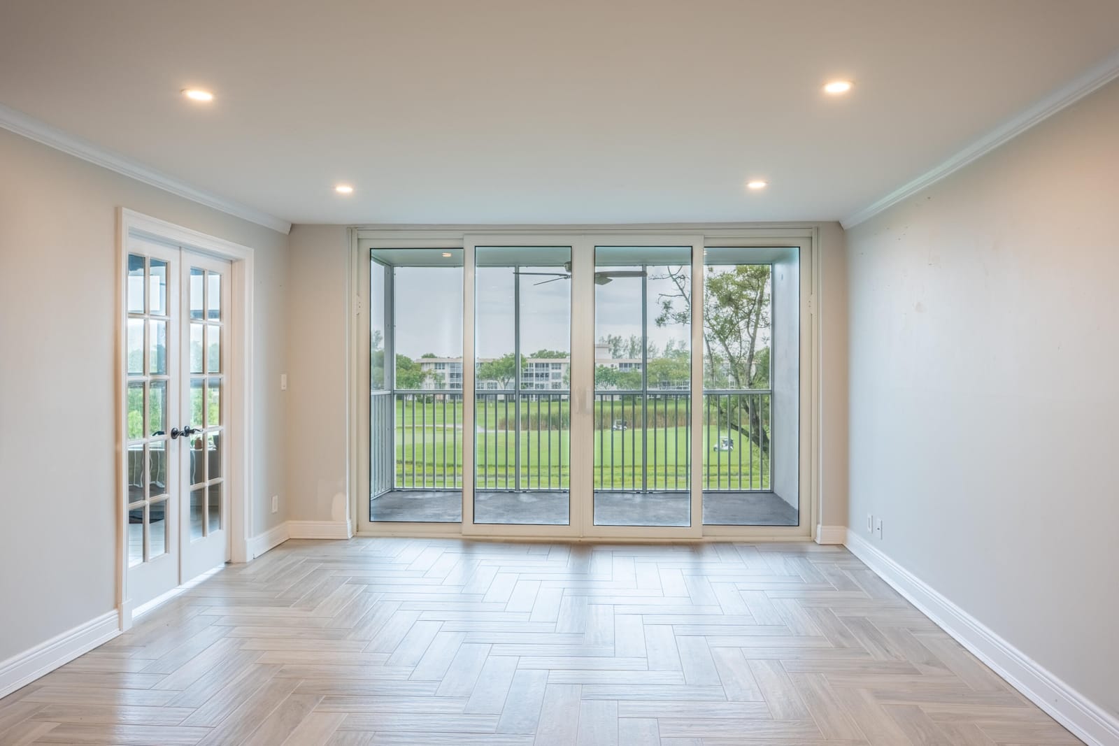 3001 S Course Drive 408 — photo 7