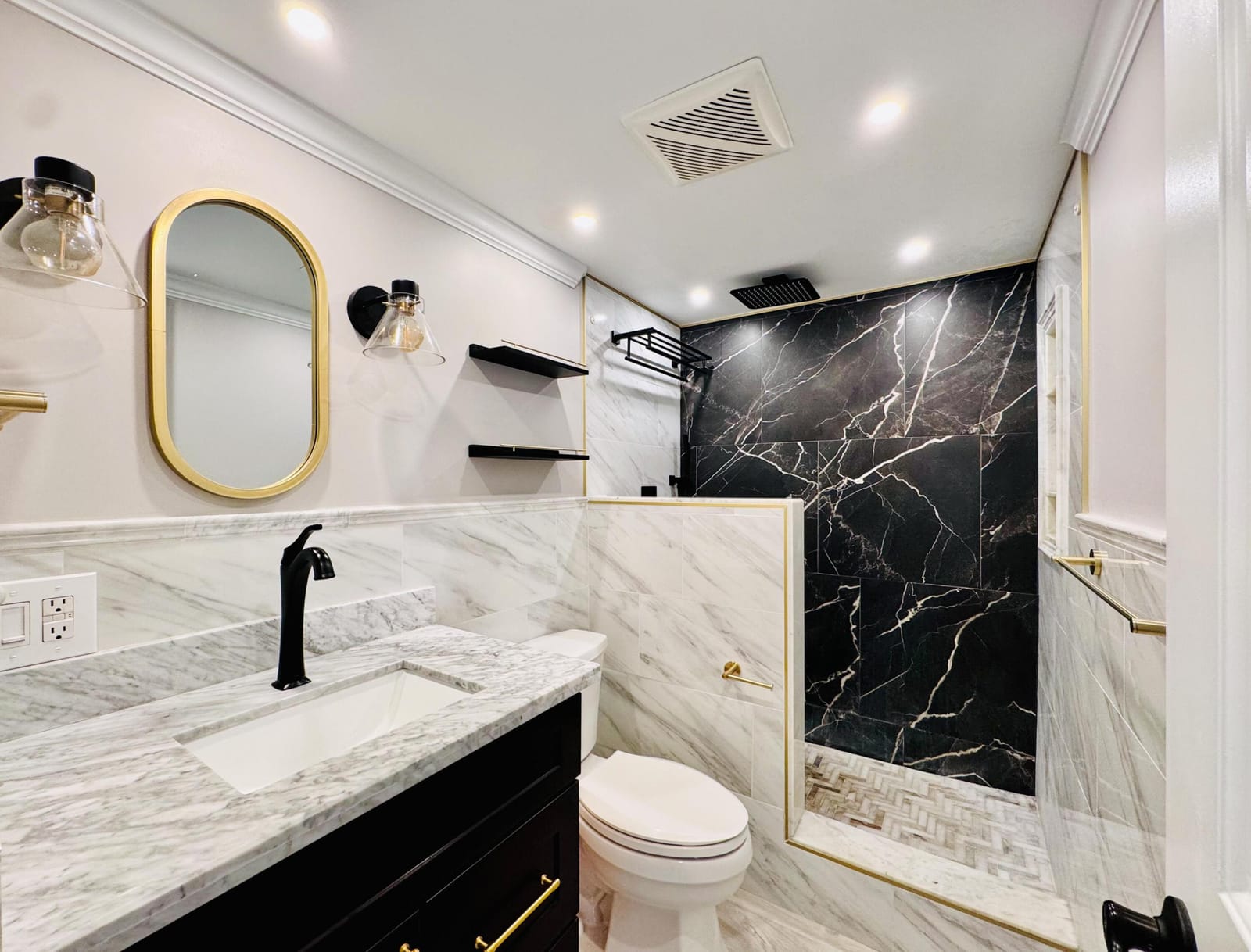 3001 S Course Drive 408 — photo 10